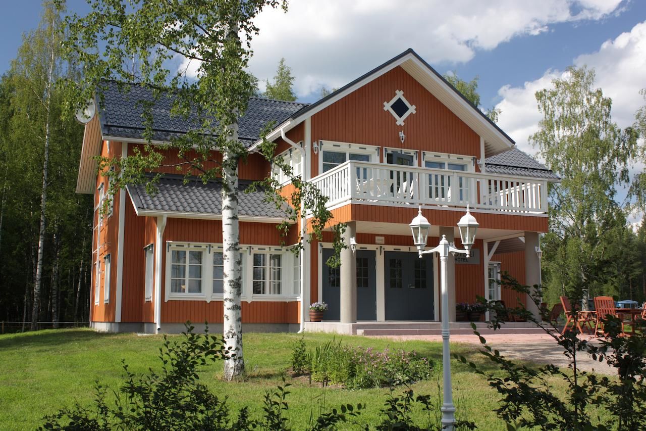 Отель Hotel Sininen Helmi Kiuruvesi-4
